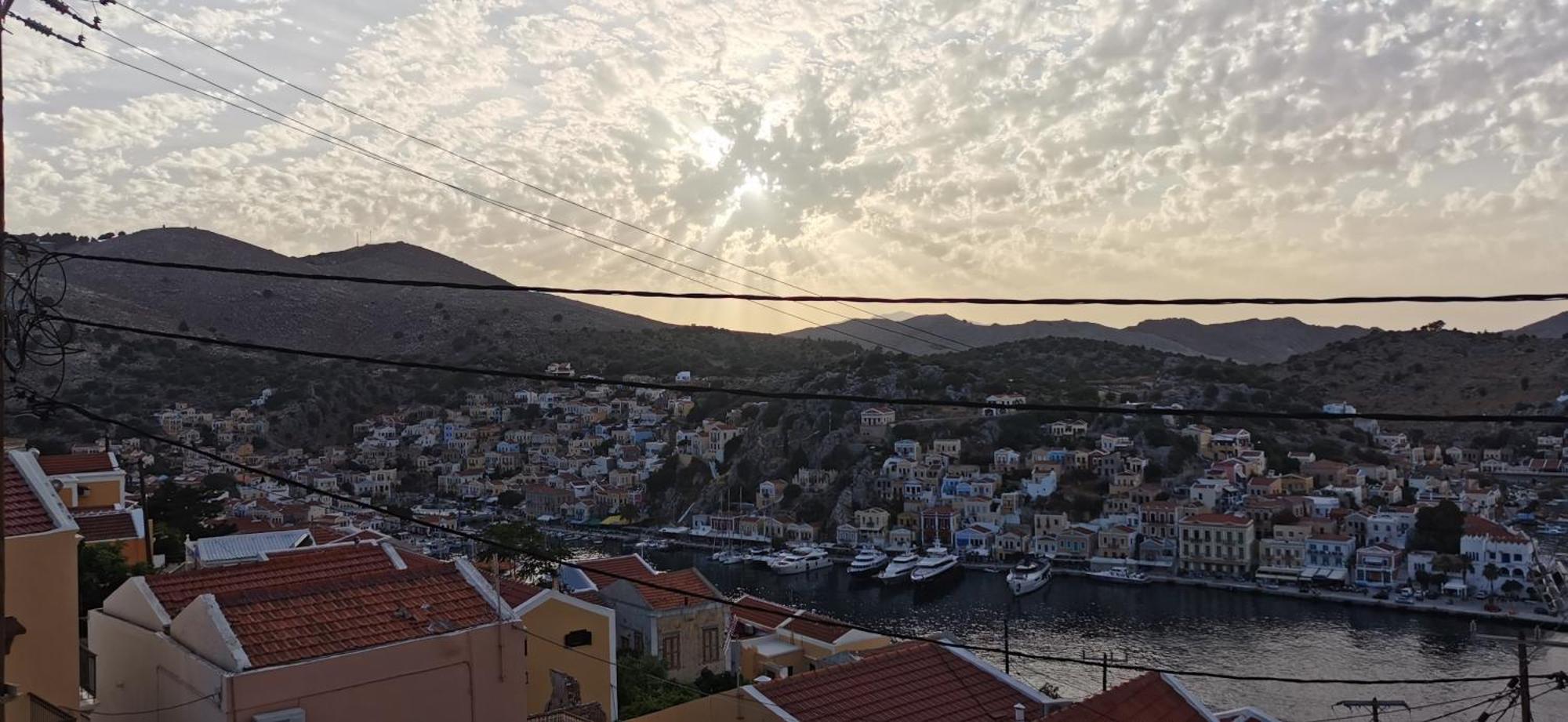 Duchess Harbour View Διαμέρισμα Σύμη Δωμάτιο φωτογραφία